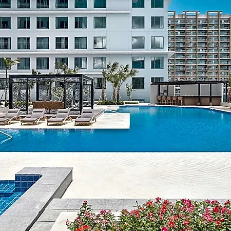 Grand Westside Manila Bay