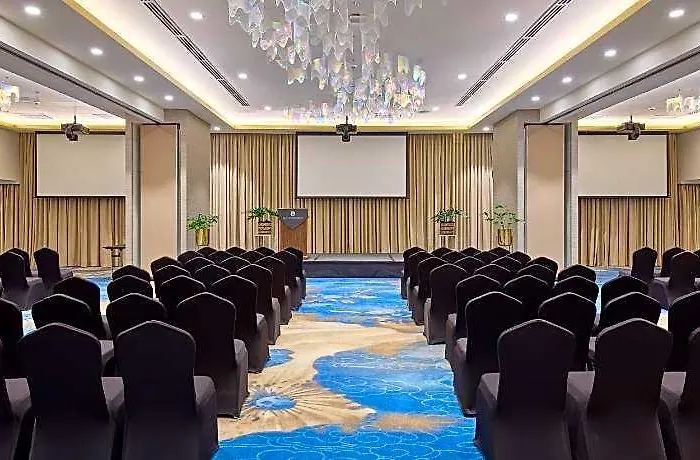 فندق Grand Westside Bay 4*